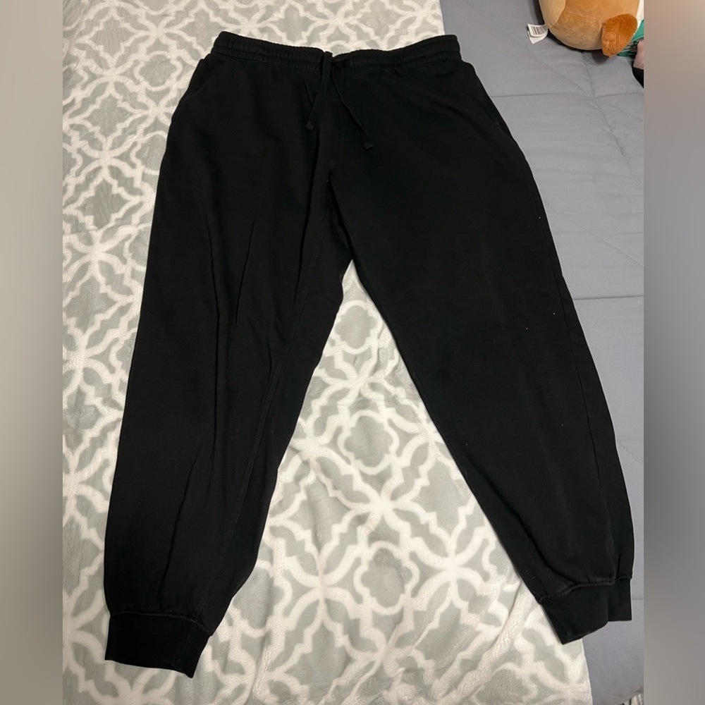 Men’s sweatpants, size large, color black, brand: H&M.